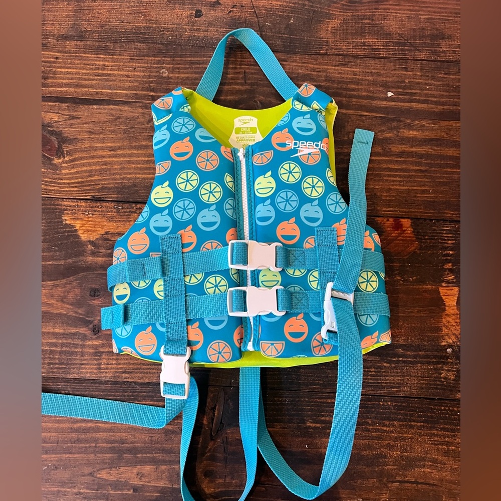 Speedo life jacket 33-55 lbs